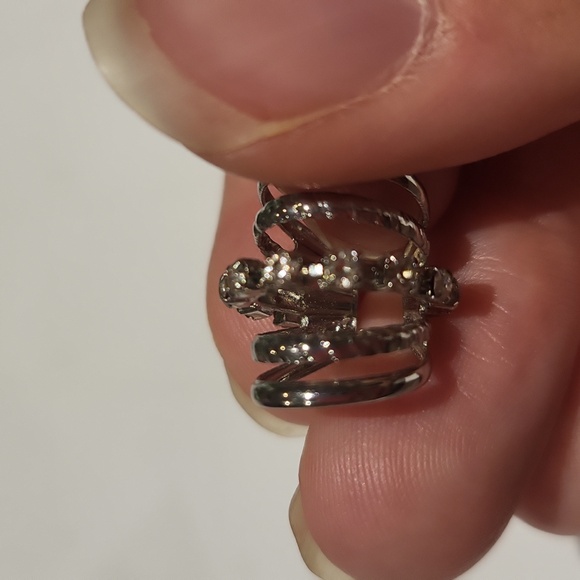 Upper ear earring cuff - Picture 5 of 7